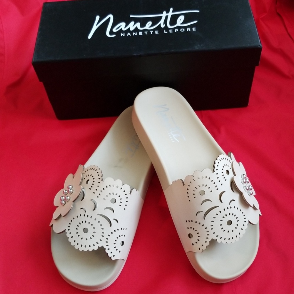 Last Chance** Nanette Lepore Maria Slide Shoe NIB - Picture 1 of 3
